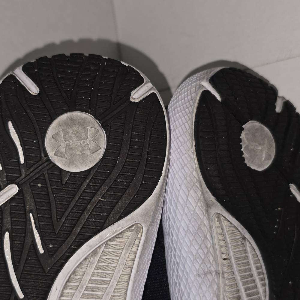 UA Charged Pursuit 2 SE Running Shoes Womens Size 9 - Picture 15 of 16